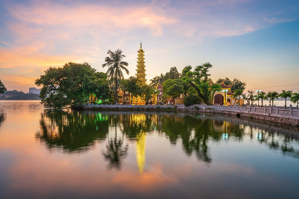 tran quoc pagoda - vietnam temple